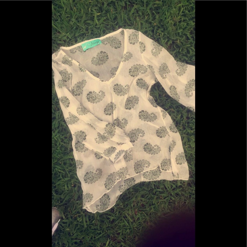 Cotton tree shirt 🌸